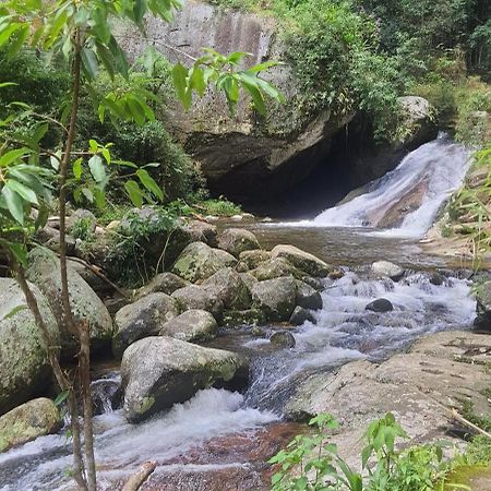 Апартаменты Ap Centro Cascatinha Prox Parque Нова-Фрибургу Экстерьер фото